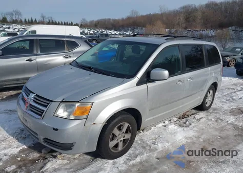 2010 Dodge Grand Caravan Sxt from USA, damaged, VIN 2D4RN5D19AR119992